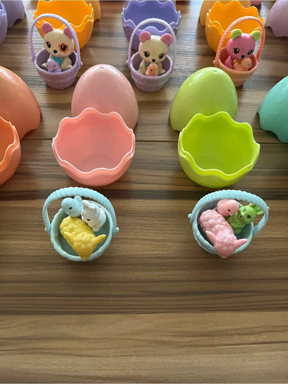 Barbie Color Reveal Easter Eggs 18 Egg Bundle